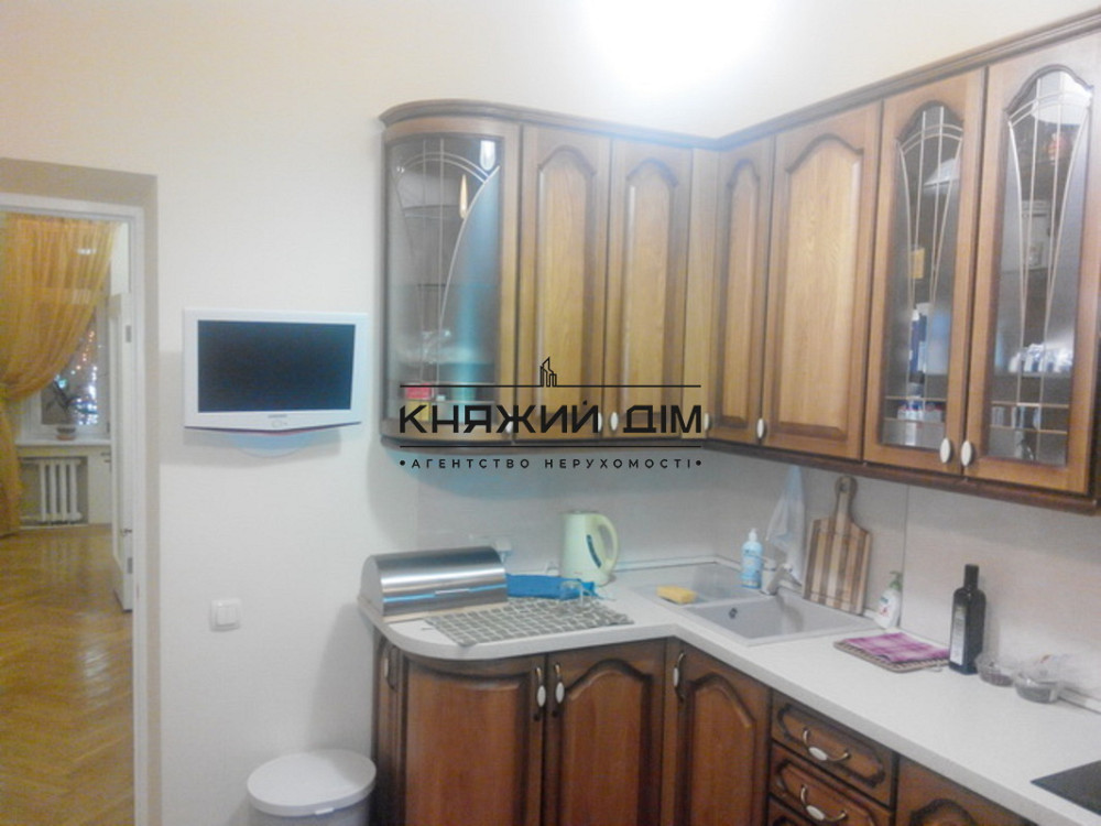 Оренда Квартира 2-кімнатна, 7/9 поверх на Крещатик ул. Киев - изображение 1