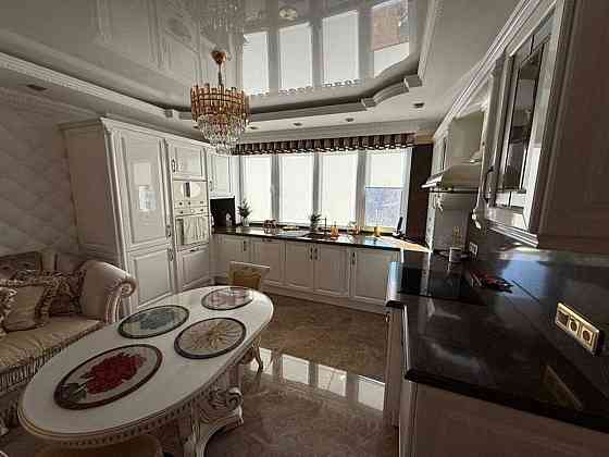 Продаж Квартира 2-кімнатна, 8/14 поверх на Деміївська вул., 13 Київ