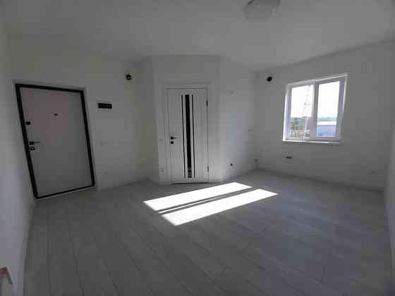 Продам квартиру Паустовского/Таврия 