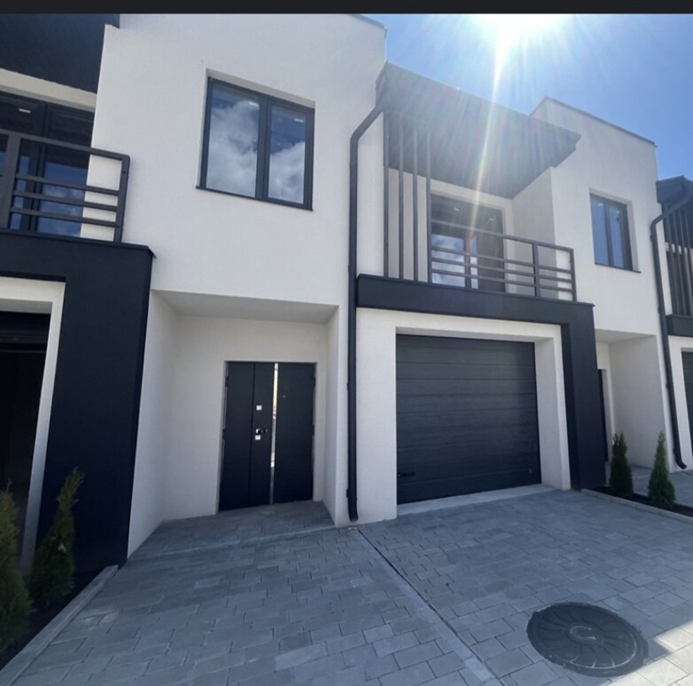 Продаж Будинок  - изображение 8