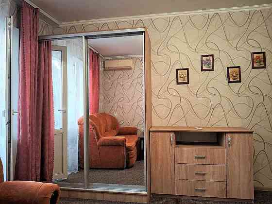 Оренда Квартира 1-кімнатна, 4/9 поверх на вул. Василя Касіяна, 2Б Kiev