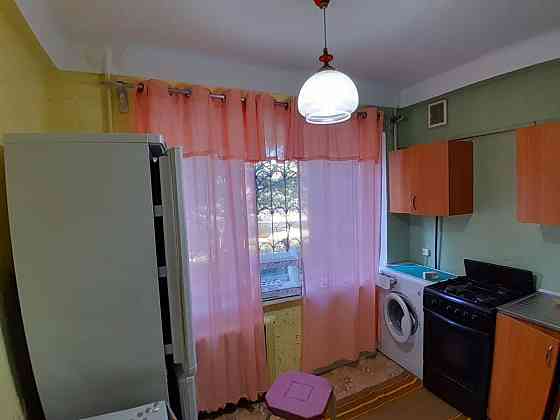 Оренда Квартира 1-кімнатна, 1/5 поверх на пр. Воскресенський (Перова), 4 Киев