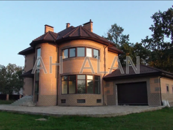 Продаж Будинок 6-кімнатний на Лісна вул., 1 Романків