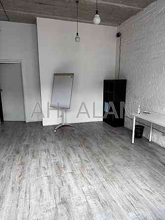 Оренда Будинок 3-кімнатний на Воздвиженська вул., 48 Київ