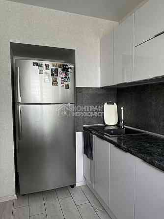 Продаж Квартира 3-кімнатна, 4/9 поверх на вул. Миру Kharkiv