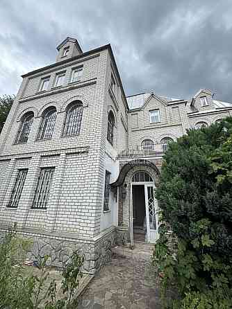 Продаж Будинок 7-кімнатний на вул. Підгородня Харків