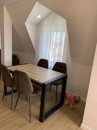 Оренда Квартира 2-кімнатна, 3/3 поверх на Садовая ул., 54 Київ