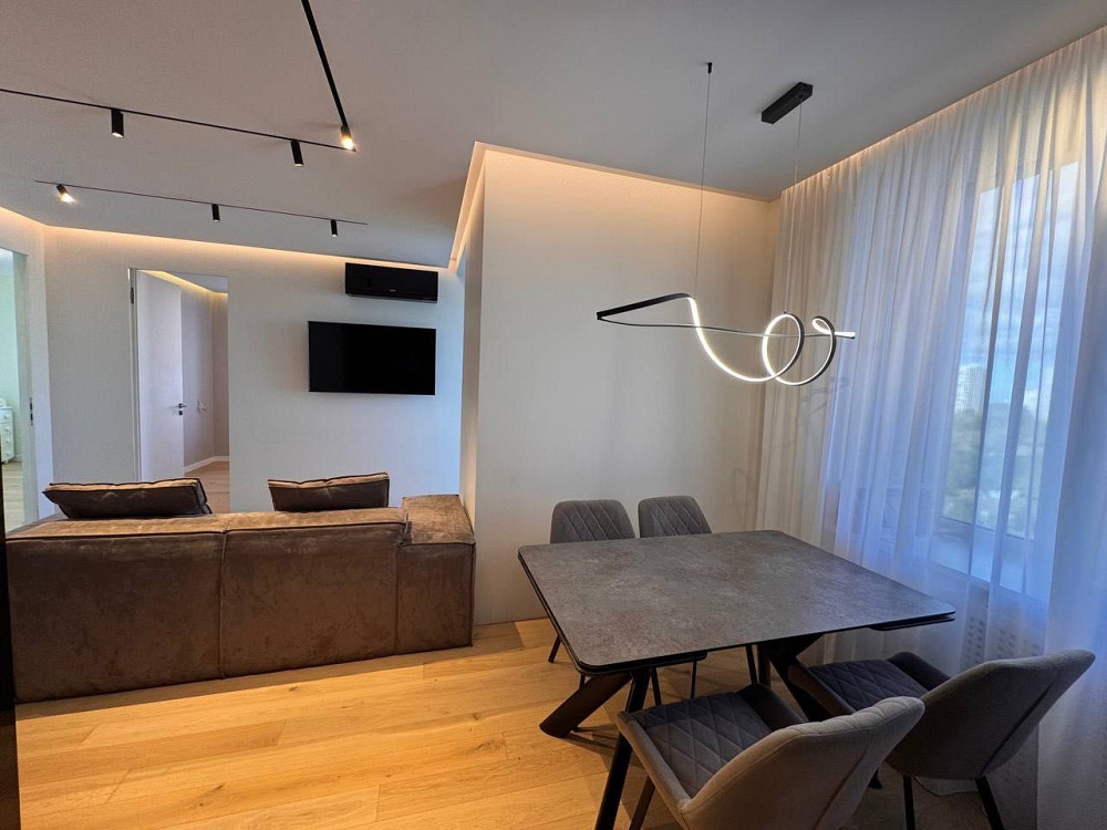 Продаж Квартира 2-кімнатна, 9/30 поверх на Микільсько-Слобідська вул., д. 3Б Kiev - photo 2