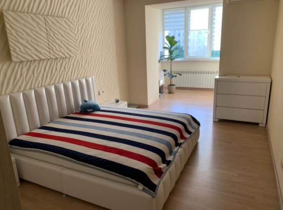 Оренда Квартира 2-кімнатна на Харьковское шоссе, 58Б Киев