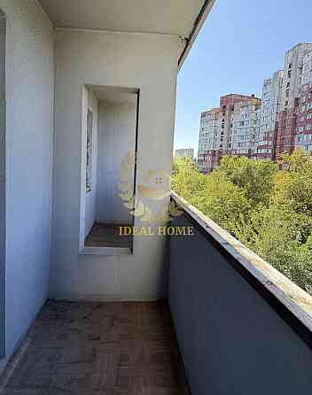 Продається 4-кімнатна квартира в Деснянському р-ні (мік-он Троєщина) Київ