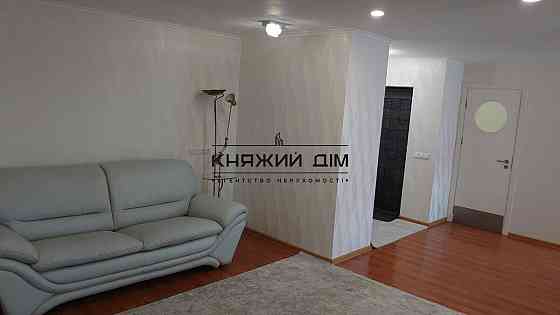 БЕЗ КОМІСІІ Продаж просторной 1к квартири студйй на Позняках А.Ахматовой 5 код. 21145221 Киев