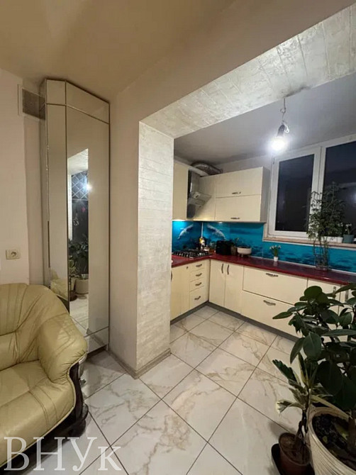 Продаж Квартира 3-кімнатна, 7/10 поверх Івано-Франківськ - фото 1