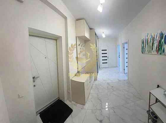 Продаж 2к квартири у Варшавському мікрорайоні Киев