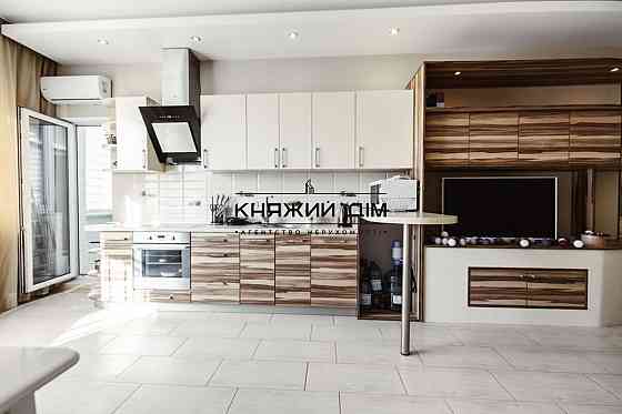 Срочно продам!!! Большая 1-я. кв. в ЖК Изумрудный. Код объекта: 21130175. Киев