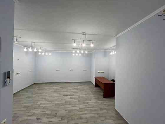 Оренда приміщення вільного призначення на улица Ахматовой Анны, д.35 приміщень - 1, поверх - cokol/18 Київ