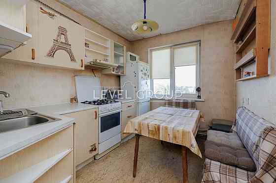 Оренда Квартира 2-кімнатна, 9/9 поверх на бул. Перова, 12/92 Київ