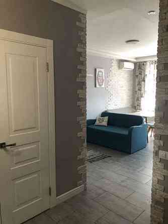 Оренда Квартира 1-кімнатна, 14/16 поверх на Феодосійська, 2 Київ