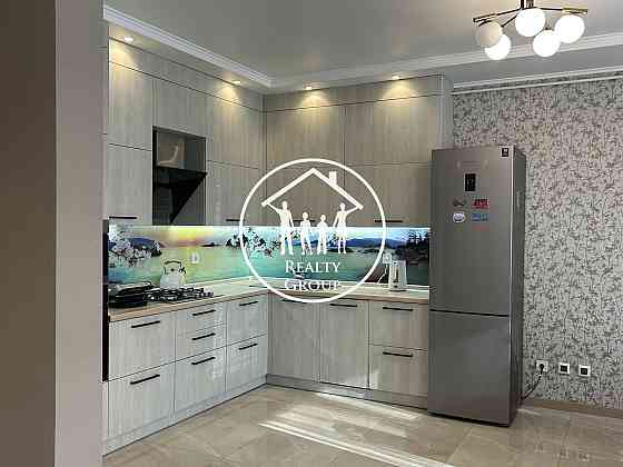 Продаж Квартира 3-кімнатна, 3/10 поверх на Угорська, 14 Львів