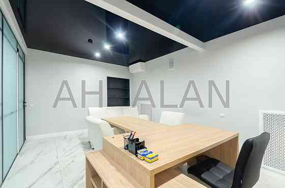 Оренда офісне приміщення на Миколи Міхновського бул., 38 поверх - 1/2 Київ