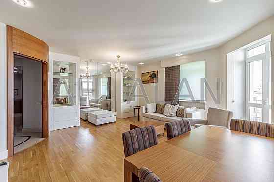 Оренда Будинок 3-кімнатний на Володимира Івасюка пр-т, 53Б Київ