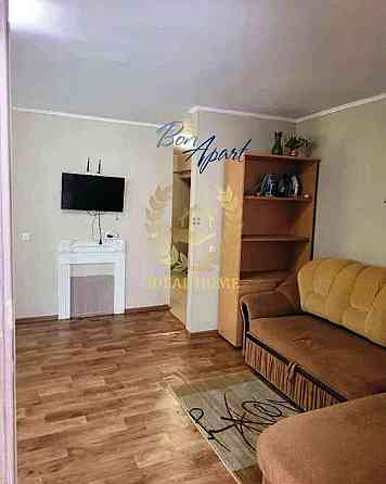 Простора доглянута двокімнатна квартира на Чоколівці Київ