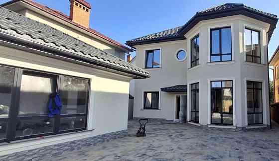 Продаж Будинок 4-кімнатний на ул. Калиновая, 15 Лиманка