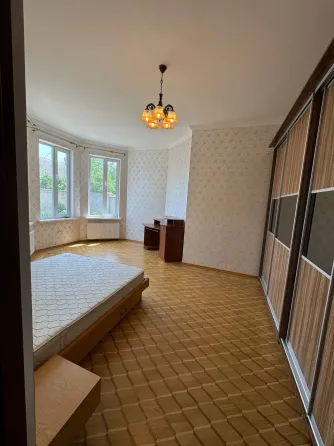 Продаж 2-поверховий Будинок з ділянкою 7 сот 231 кв.м 5 кімн. на Дачна Одеса