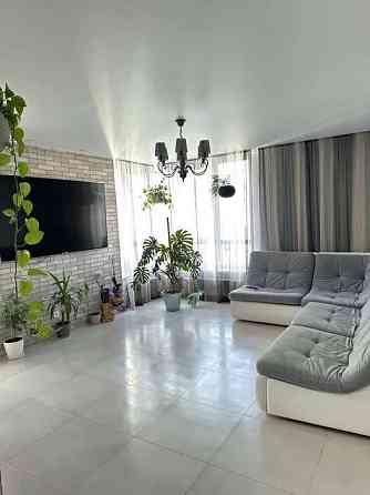 Оренда Квартира 2-кімнатна, 24/24 поверх на пр. Валерия Лобановского Київ