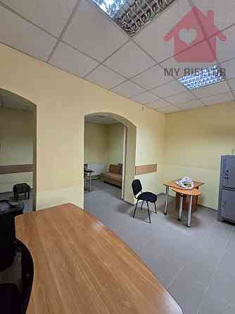 Оренда приміщення вільного призначення на Корятовича пл. Ужгород