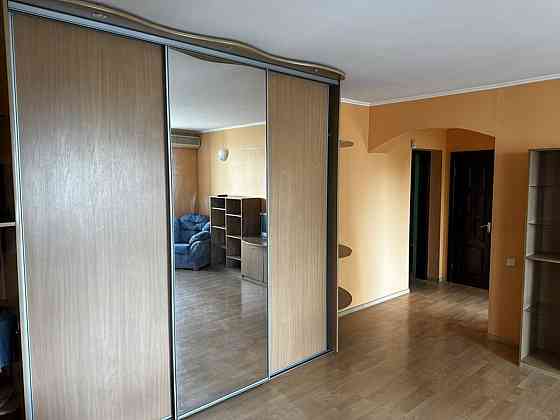 Продажа 3 кімнатної квартири Вул НовоПирогівська Киев