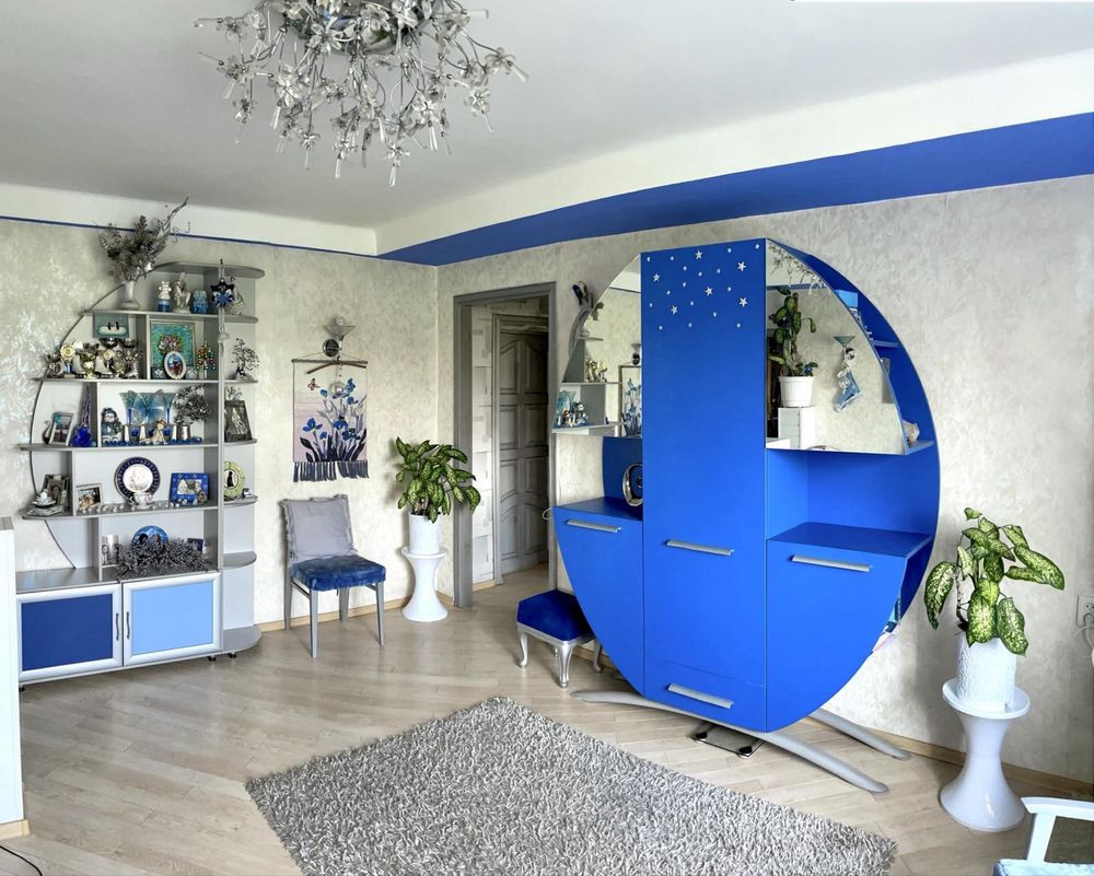 Продаж Квартира 3-кімнатна, 8/10 поверх на Лесі Українки вул., д. 5 Київ - фото 1