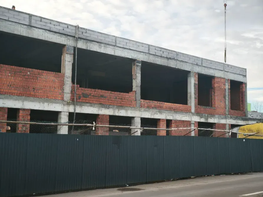 Продажа Торгово-офисный центр площадь 790 кв.м  на Андрія Палая Ужгород - изображение 1