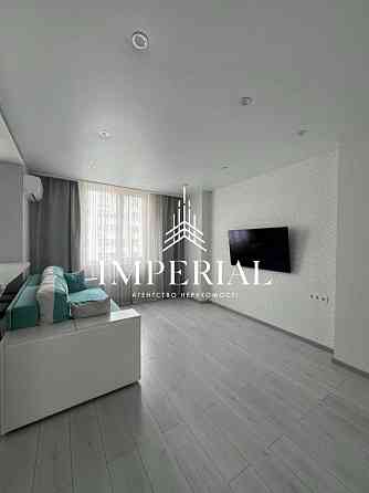 Продаж Квартира 3-кімнатна, 22/25 поверх на вул. Освіти Kiev