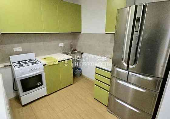 Продаж Квартира 3-кімнатна, 9/9 поверх на вул. Победы Харків