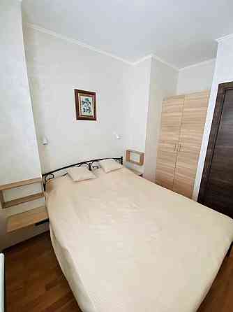 Оренда Квартира 1-кімнатна, 13/13 поверх на Анни Ахматової, 16б Київ