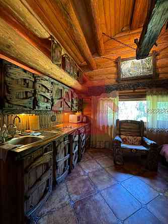 Продаж приміщення вільного призначення поверх - 1/2 Uzhhorod