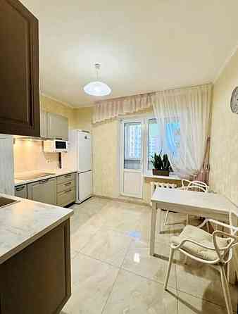 Оренда Квартира 1-кімнатна, 18/22 поверх на Пчілки, 4 Київ