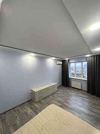 Продаж Квартира 1-кімнатна, 21/26 поверх на Оболонський вул., д. 1 к2 Киев