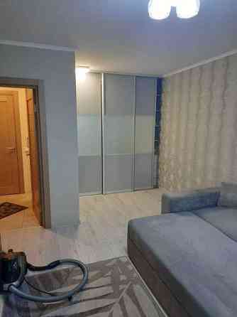 Оренда Квартира 1-кімнатна на ул. Политехническая, 31-б Киев