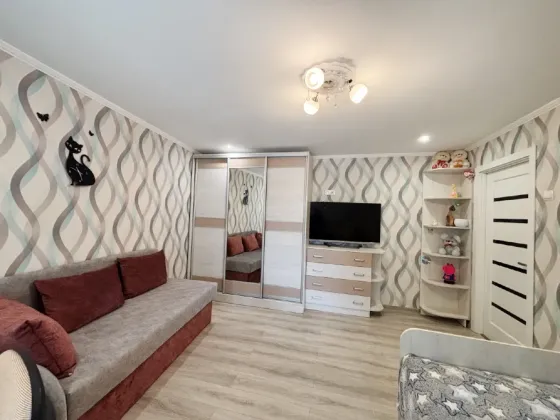 For sale 2-room Apartment 71 sq.m Бережанська Ternopil'