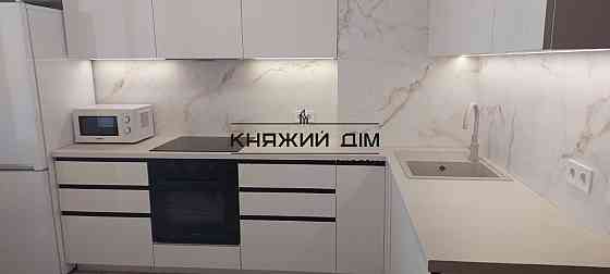 Оренда Квартира 2-кімнатна, 23/25 поверх на Антоненко Давыдовича ул. Киев