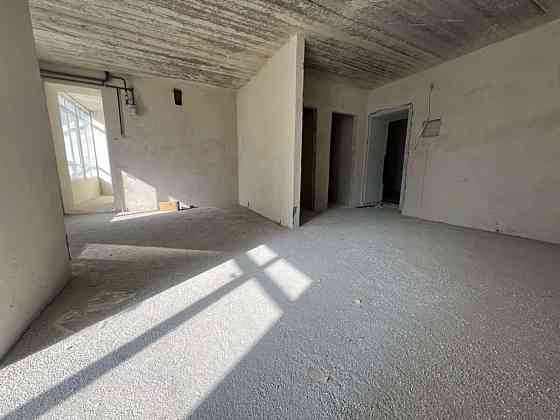 Продаж Квартира 3-кімнатна, 1/10 поверх на Приозерна Ивано-Франковск