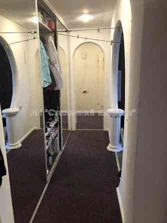 Продаж Будинок 3-кімнатний на Рональда Рейгана вул., 28 Київ