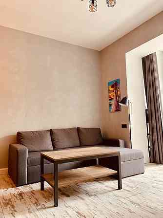 Оренда Квартира 1-кімнатна, 1/6 поверх на Фонтанская Дорога, 153 Одеса