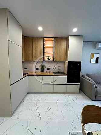 Продаж Квартира 3-кімнатна, 18/24 поверх на Родини Крістерів вул., д. 14-В Kiev