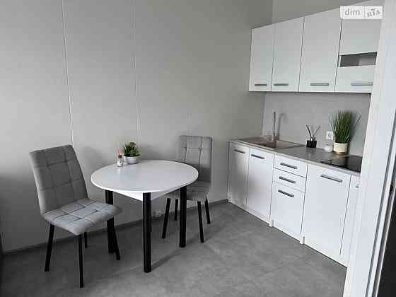 Оренда Квартира 1-кімнатна, 26/26 поверх на Миколи Бажана, 17 Kiev