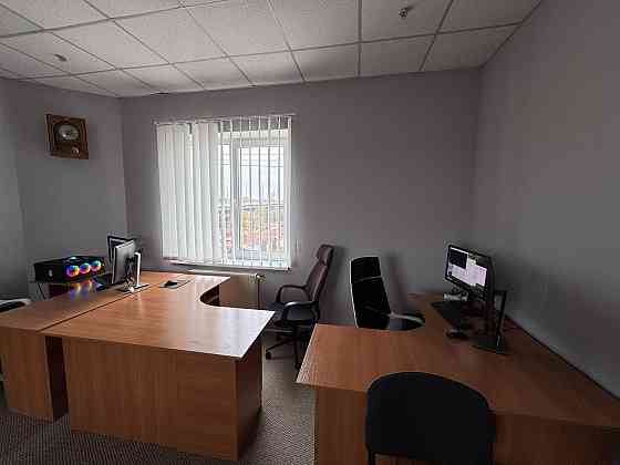 Оренда приміщення вільного призначення на Дубовецька вул., 7 поверх - 2/3 Тернопіль