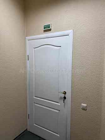 Оренда Будинок 7-кімнатний на Бажана Миколи пр-т, 16 Київ