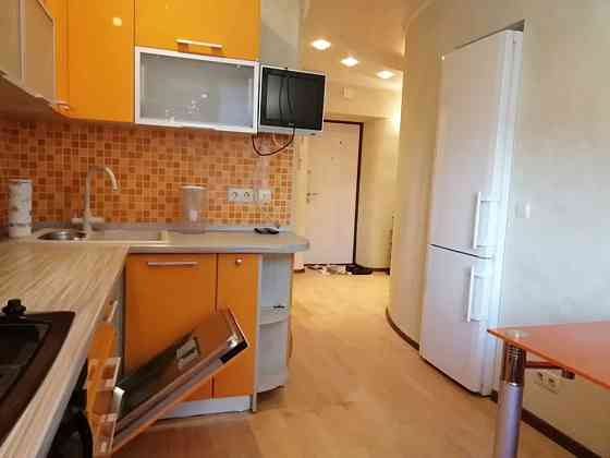 Оренда Квартира 2-кімнатна, 2/9 поверх на Ільєнка, 71 Київ