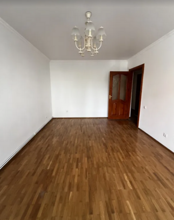 Продаж 3к квартири 58 кв. м на вул. Карпенка Ternopil'